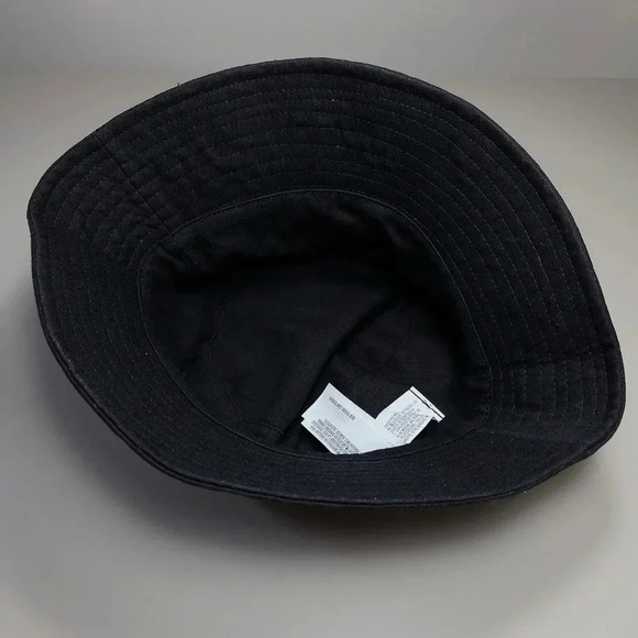 UNBRANDED | CHERRY EMBROIDERED BUCKET HAT - Picture 8 of 9